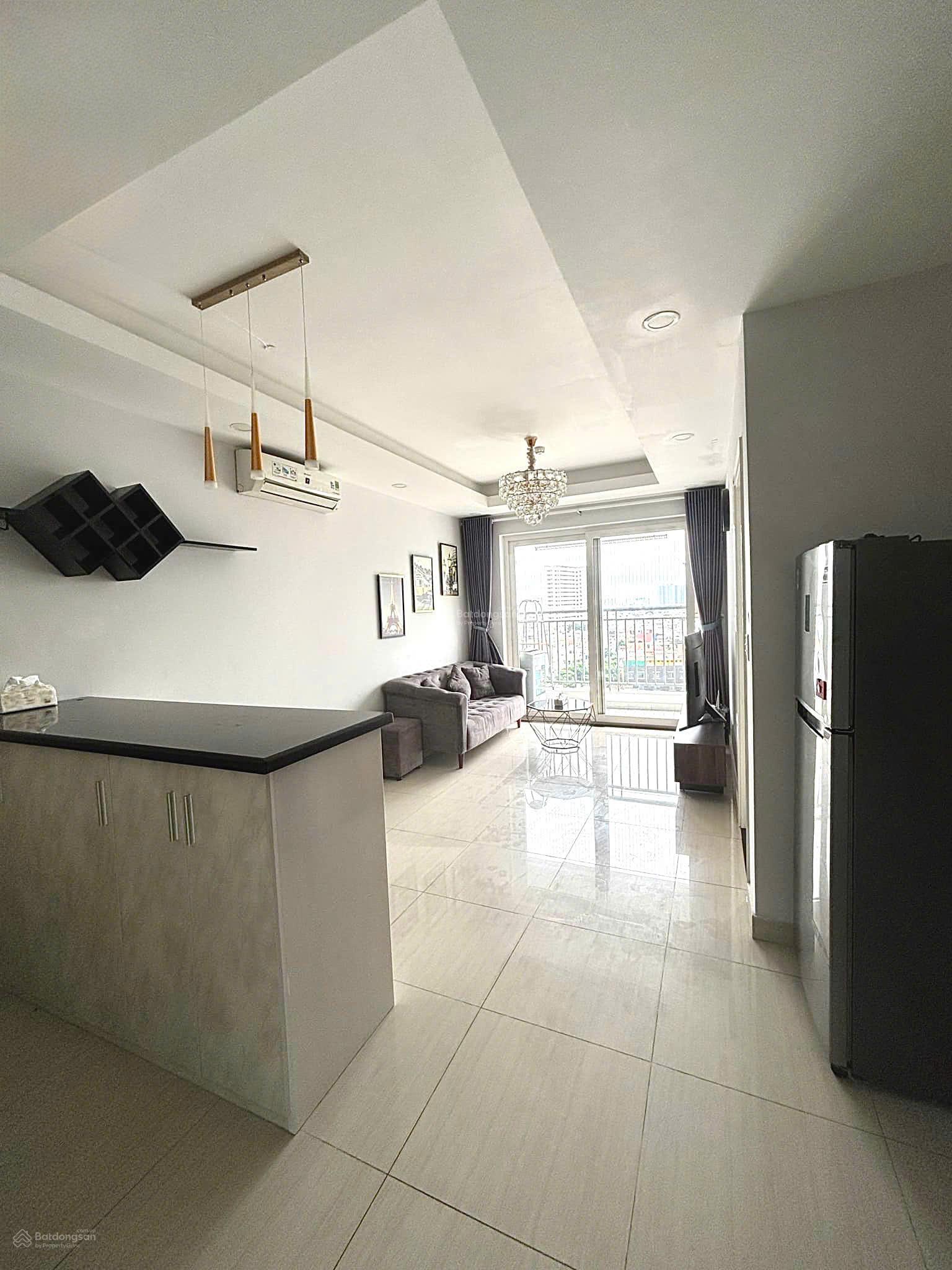Bán gấp 2PN chỉ 2.8 tỷ, sổ hồng, tầng trung, yên tĩnh, view đẹp, hướng gió mát, 0909 393 ***