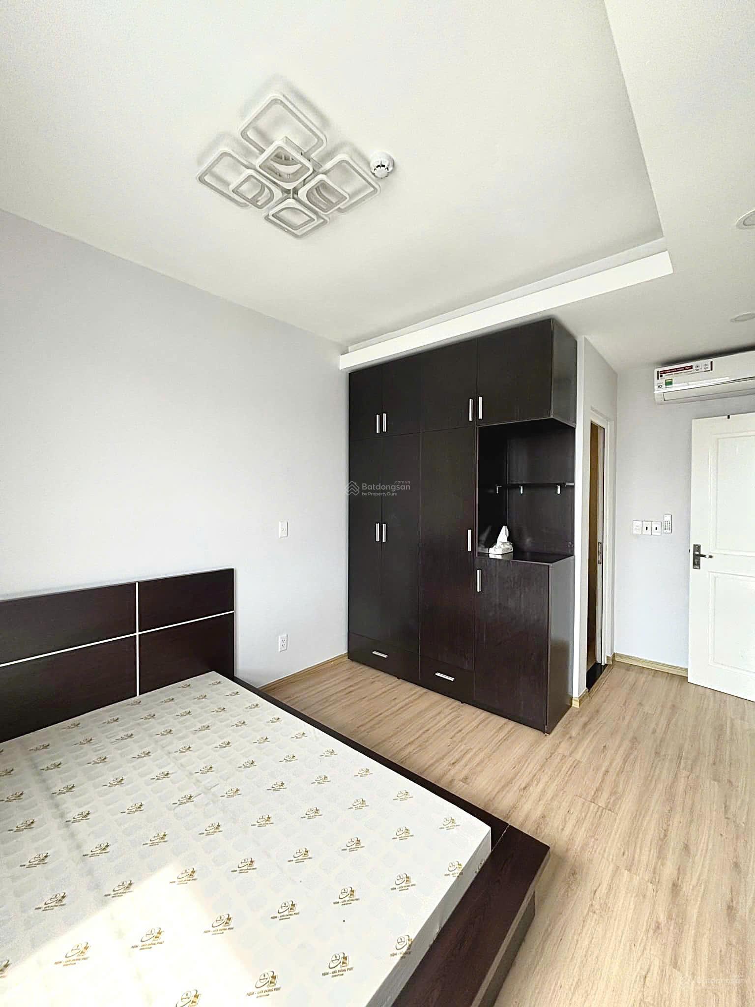Bán gấp 2PN chỉ 2.8 tỷ, sổ hồng, tầng trung, yên tĩnh, view đẹp, hướng gió mát, 0909 393 ***
