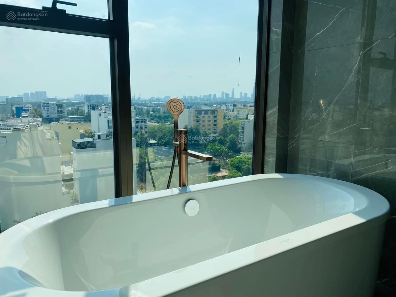 Căn đẹp: DEFINE - Căn 03 phòng ngủ: 220.8m2 sân vườn riêng trên cao. Giá 28,9 tỷ LH: 0931 356 ***