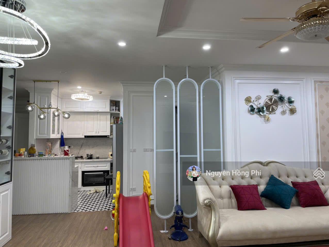 Chính chủ bán CH 85m2 giá 7,2 tỷ bao thuế phí Le Grand Jarin Sài Đồng, hỗ trợ vay ngân hàng Chính chủ bán CH 85m2 giá 7,2 tỷ bao thuế phí Le Grand Jarin Sài Đồng, hỗ trợ vay ngân hàng