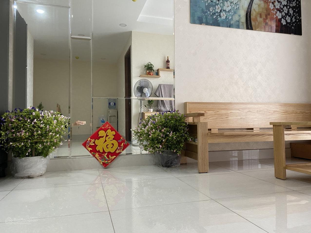 Bán gấp căn hộ có sổ hồng riêng, 49m2 có ban công và tặng nội thất, Căn hộ view đẹp, mát cả ngày Bán gấp căn hộ có sổ hồng riêng, 49m2 có ban công và tặng nội thất, Căn hộ view đẹp, mát cả ngày