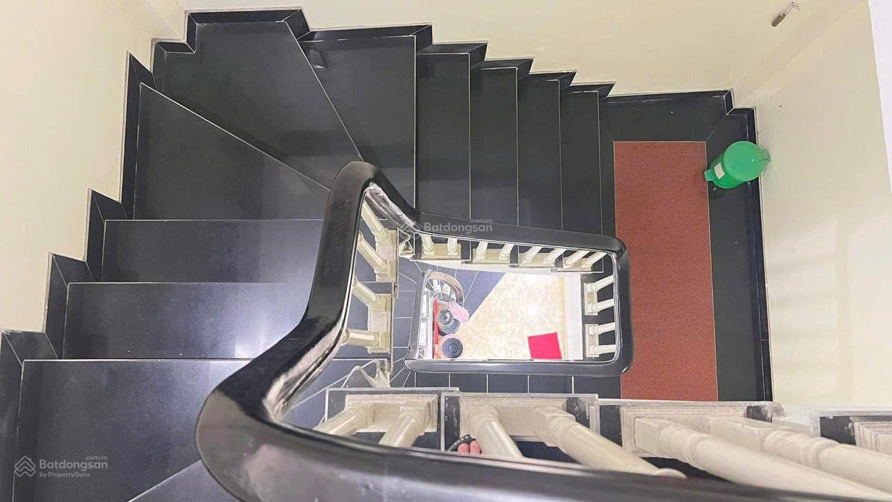 Bán nhà riêng tại Lê Quang Đạo, 9,5 tỷ, 35m2, 4PN, 4WC, đầy đủ tiện ích Bán nhà riêng tại Lê Quang Đạo, 9,5 tỷ, 35m2, 4PN, 4WC, đầy đủ tiện ích