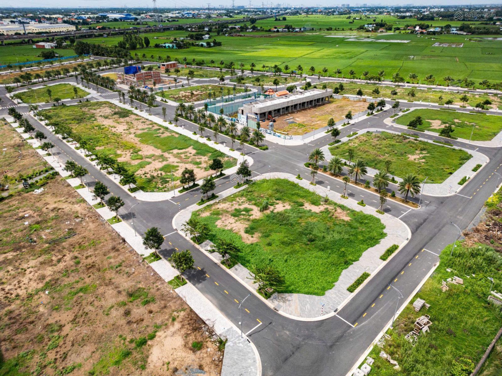 Đất chính chủ giá rẻ đối diện Ecopark 220ha, 100m2, Ecopark Bến Lức, sổ hồng riêng, 1tỷ960 sổ hồng