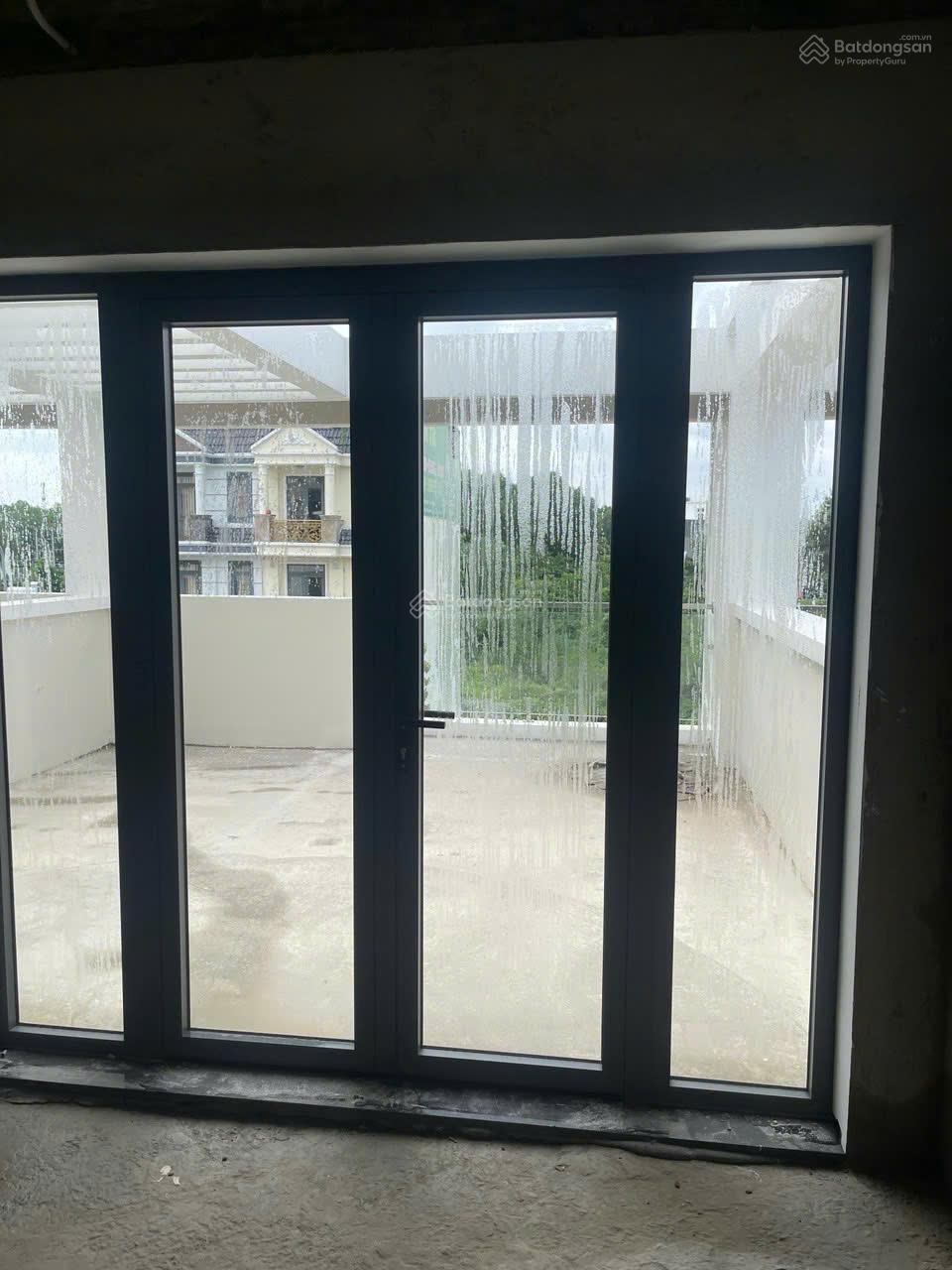 Chủ đi định cư cần bán nhà phố 105m2 mặt tiền Hoàng Hoa Thám, KDC Hiệp Thành III, Thủ Dầu Một, BD Chủ đi định cư cần bán nhà phố 105m2 mặt tiền Hoàng Hoa Thám, KDC Hiệp Thành III, Thủ Dầu Một, BD