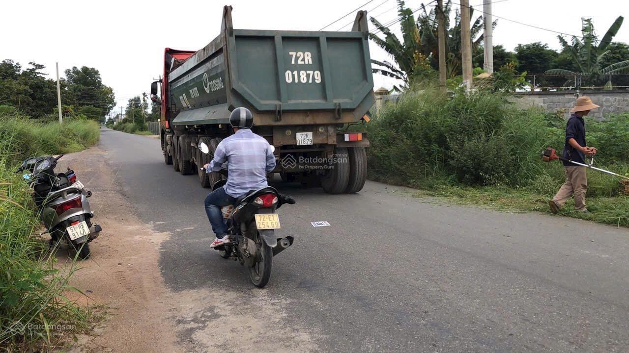 MT Mỹ Xuân Tóc Tiên 4000m2 có 200m2 TC giá 12.5 tỷ, LH: 0903 084 ***