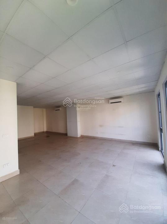 Cho thuê văn phòng tại KĐT Văn Phú, 8 triệu, 70m2: Lh 0989 344 ***