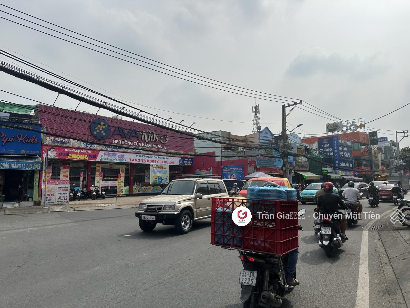 Bán nhà Mặt tiền Tô Ngọc Vân sầm uất 20x20m=400m2 chuỗi đang thuê 160 triệu/tháng. Giá 60 tỷ Bán nhà Mặt tiền Tô Ngọc Vân sầm uất 20x20m=400m2 chuỗi đang thuê 160 triệu/tháng. Giá 60 tỷ