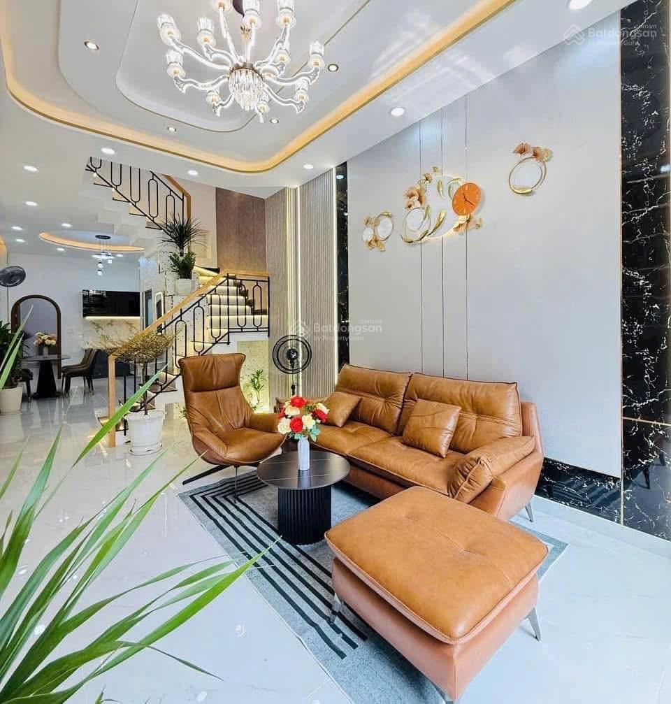 Bán nhà giá ngộp tại Thích Quảng Đức P5, Phú Nhuận, 77m2/4 tỷ 500 sổ riêng, hẻm xe hơi sổ riêng