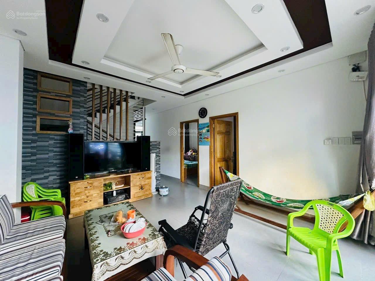 Bán nhà mặt tiền Lương Văn Can P. 2 TP. VT giá 13,5 tỷ TL. Vị trí đẹp buôn bán tốt