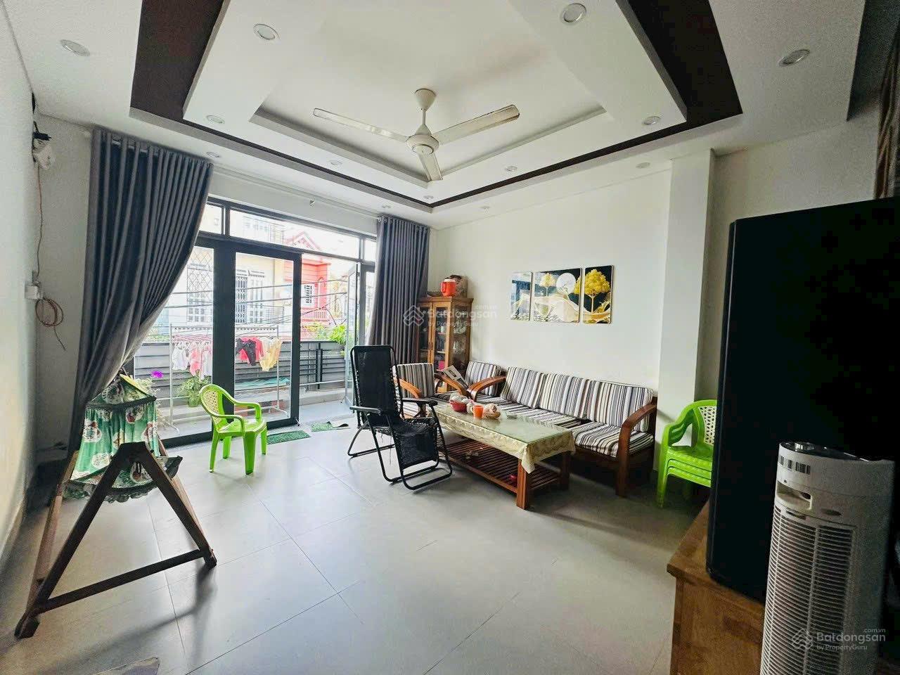 Bán nhà mặt tiền Lương Văn Can P. 2 TP. VT giá 13,5 tỷ TL. Vị trí đẹp buôn bán tốt