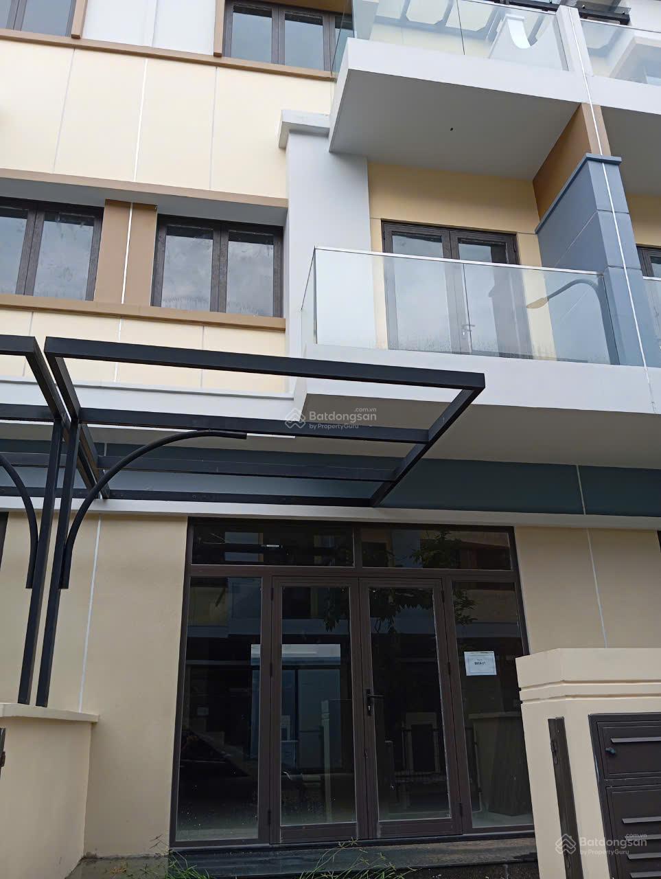 Bán gấp nhà phố Iris Residence, liên hệ chính chủ IR7 - 22