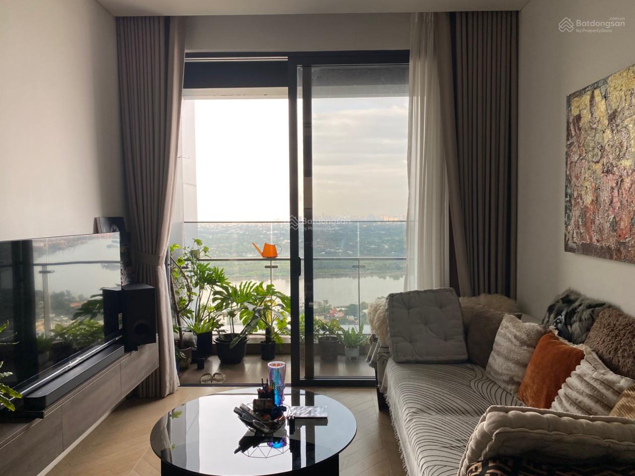 Bán căn 2PN Lumiere RiverSide tầng cao giá tốt nhất thị trường 10,2tỷ. Giá thật không ảo