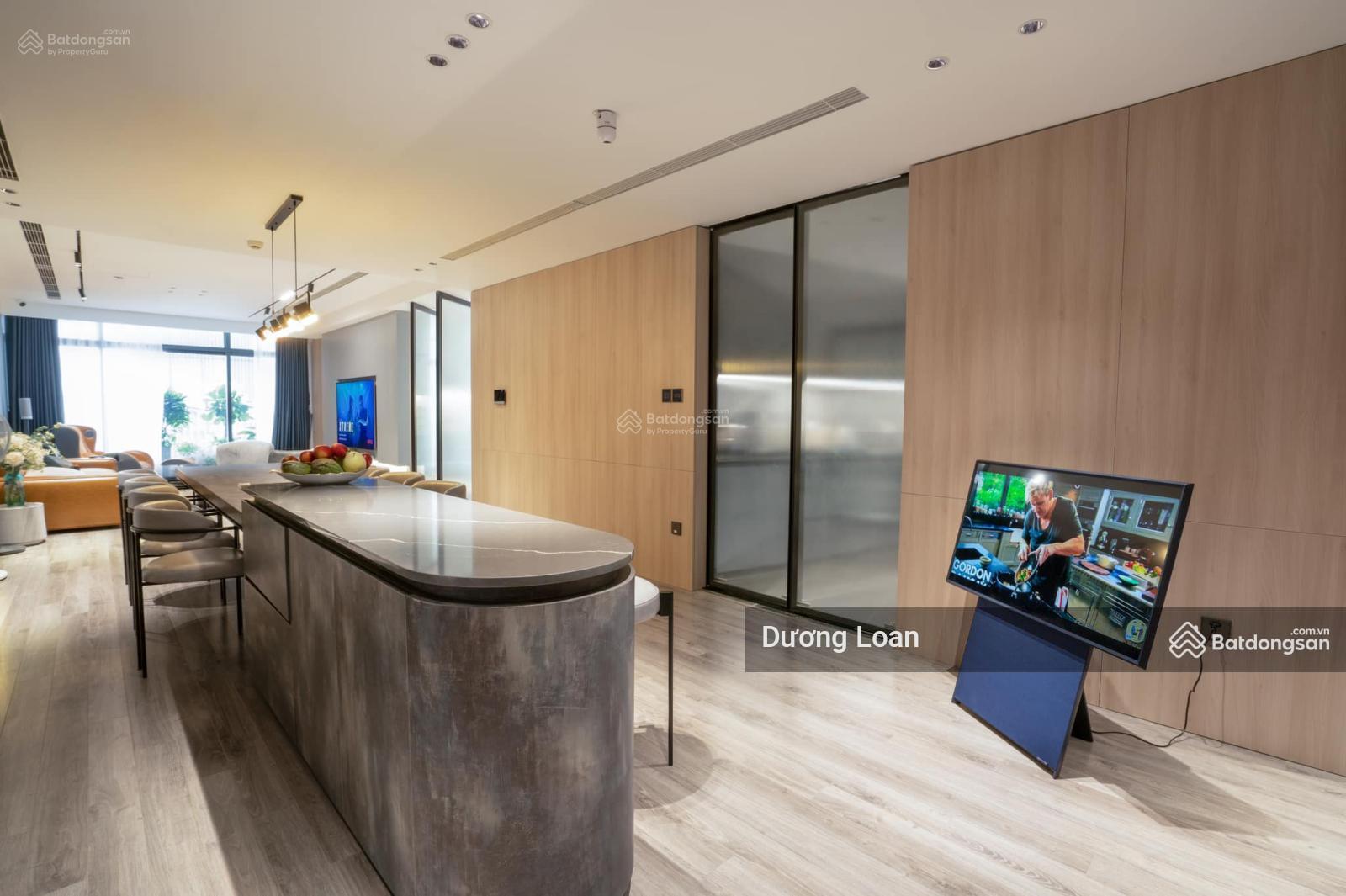 Cần Cho thuê căn hộ The Lancaster 20 Núi Trúc, 120m2, 3PN, full đồ giá 25triệu/tháng. LH 0372 004 ***