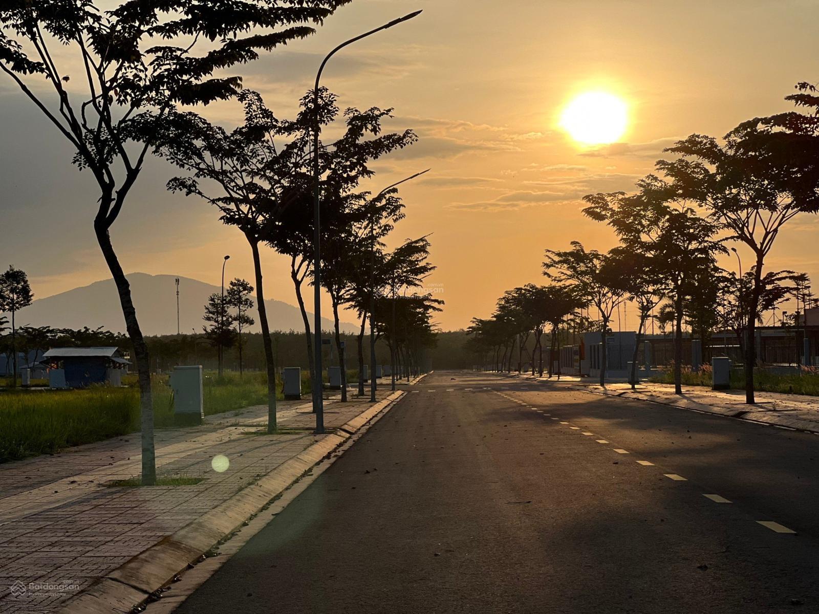 Bán gấp đất khu công nghiệp Nam Hà Đức Linh, Tỉnh Bình Thuận Diện tích 110m2 giá 1,3 tỷ, 0961 799 ***