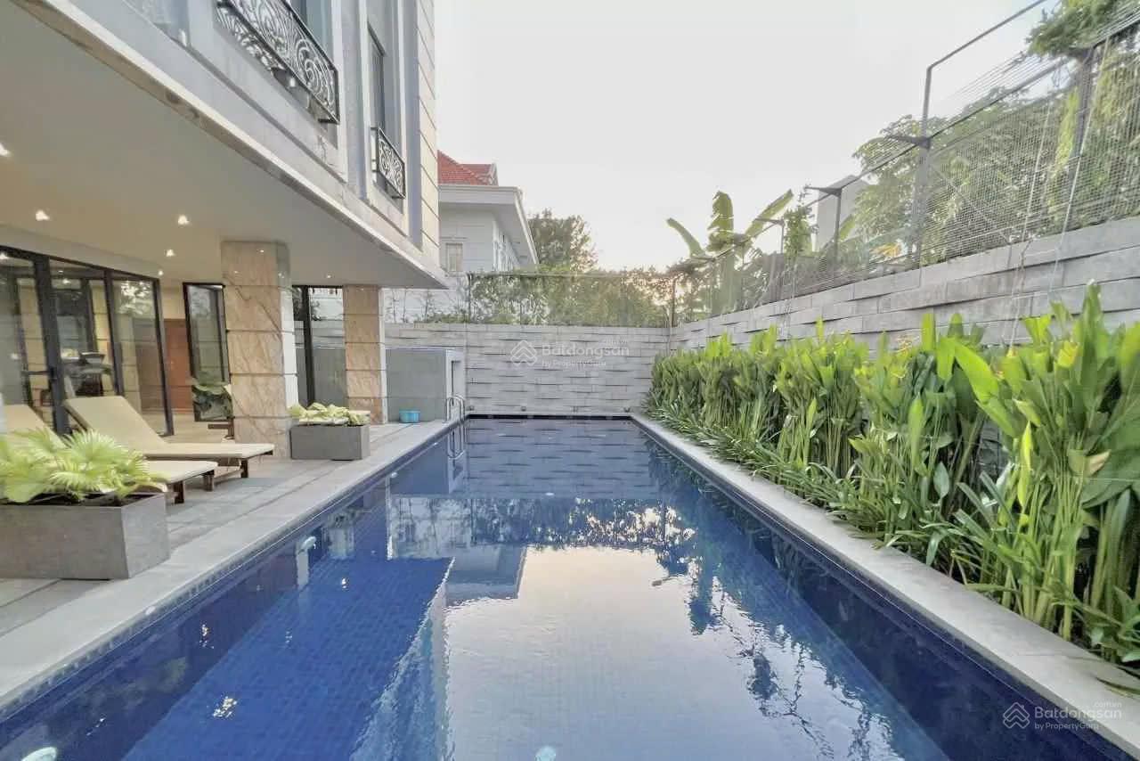 Biệt thự Lan Anh Village - Nguyễn Cơ Thạch Q2 - trực diện Sông 150 tỷ 400m2 - dọn vào ở ngay