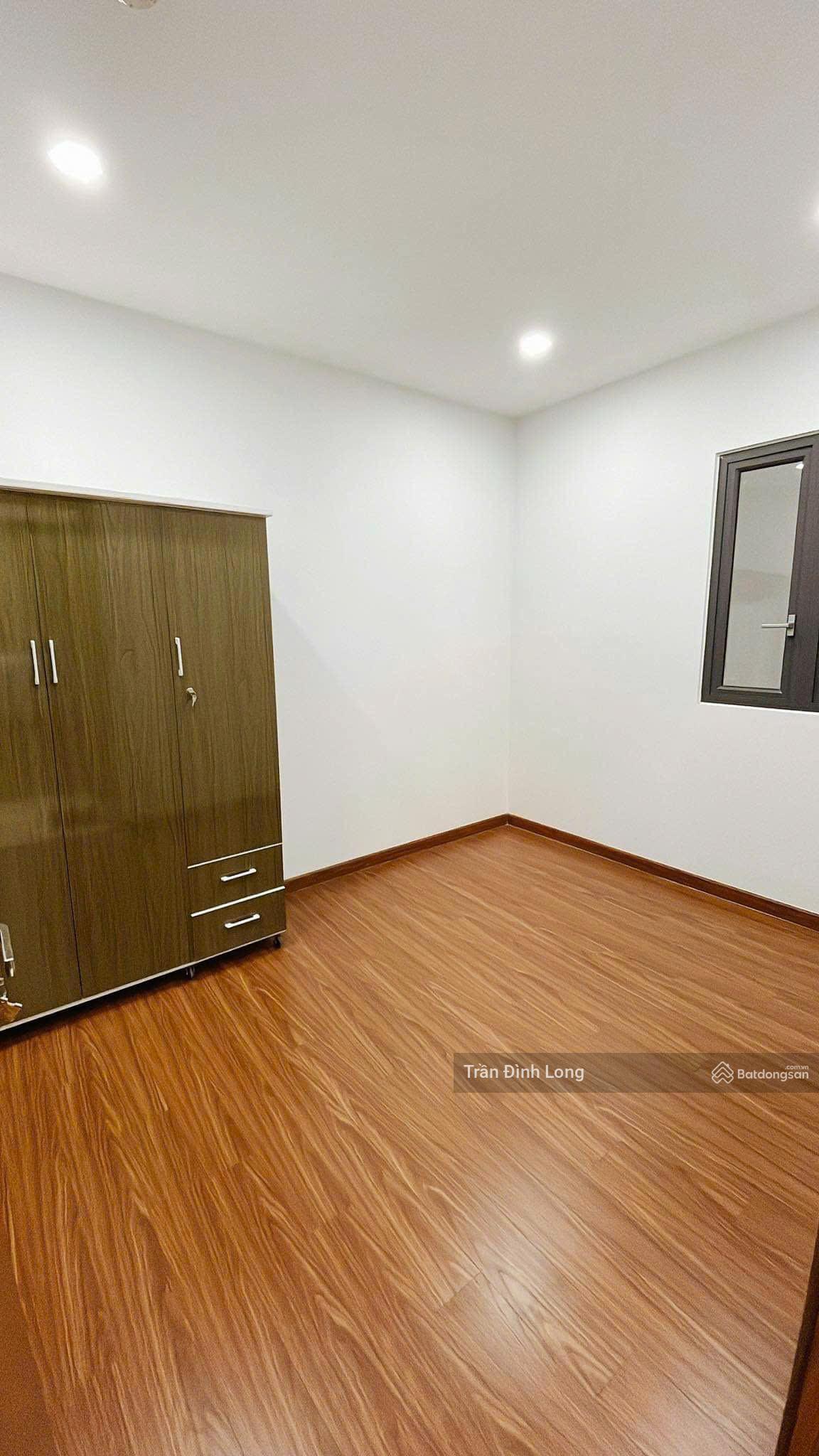 Chính chủ cần bán HLPA 2PN 2WC, giá 4.35 tỷ, giá thật. Tầng cao. View thoáng. LH 0901 535 ***