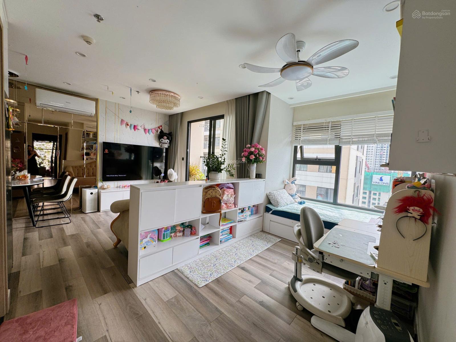 Căn góc 2PN + 1 Vinhomes Smart City 64m2-thiết kế được 3PN-nội thất đẹp đã có sổ-giá 3,95tỷ bao phí Căn góc 2PN + 1 Vinhomes Smart City 64m2-thiết kế được 3PN-nội thất đẹp đã có sổ-giá 3,95tỷ bao phí