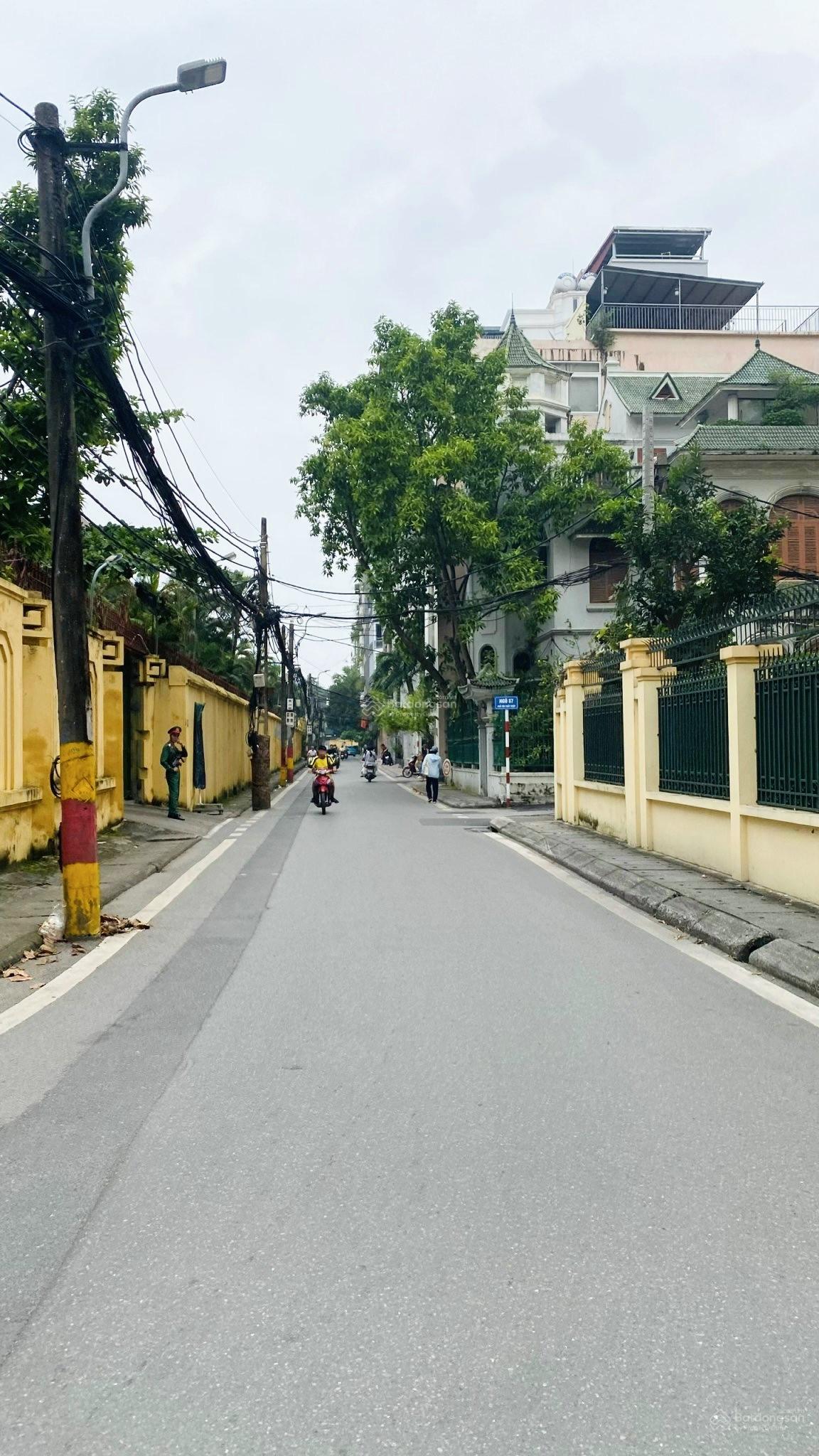 Bán nhà tại khu vực Tôn Thất Thiệp 60m2 - MT 6m oto vào nhà - Ô chờ thang máy chỉ 25 tỷ Bán nhà tại khu vực Tôn Thất Thiệp 60m2 - MT 6m oto vào nhà - Ô chờ thang máy chỉ 25 tỷ
