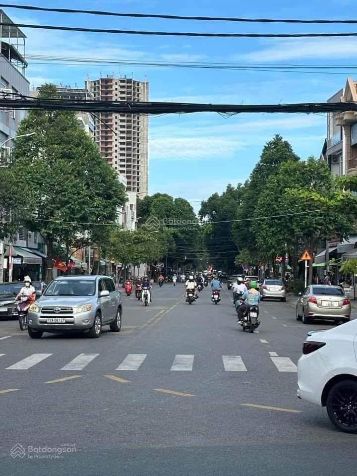 Bán nhà mặt tiền Nguyễn Tri Phương P. 7 TP. VT 150m2 vị trí cực đẹp buôn bán KD đông đúc 17 tỷ TL