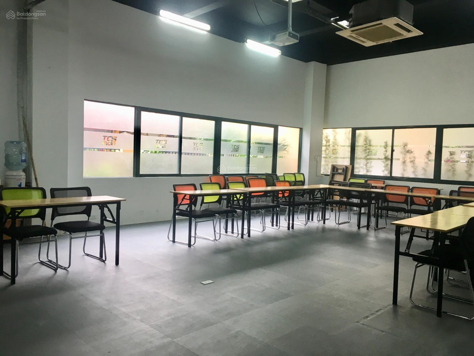 Cho thuê VP phố Nguyễn Khang, Cầu Giấy, Hà Nội, DTSD 35m2 - 135m2 giá từ 7tr - 32tr/tháng