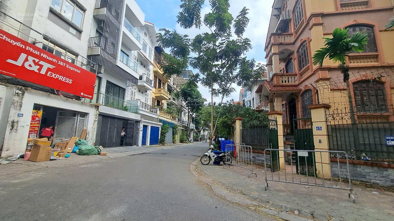 Cần bán gấp biệt thự Trung Yên, Yên Hòa căn góc 207m2 rất đẹp, pháp lý rõ ràng - Giá đầu tư