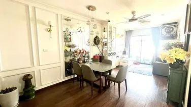Đổi nhà mặt đất nên cần bán căn hộ Ecohome 3, 70m2, hướng mát, tặng nội thất, sổ hồng cất két