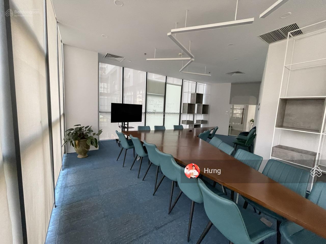 Chính chủ cho thuê văn phòng sẵn nội thất tại Stellar Garden 35 Lê Văn Thiêm 70m-200m2 giá 200k/m2