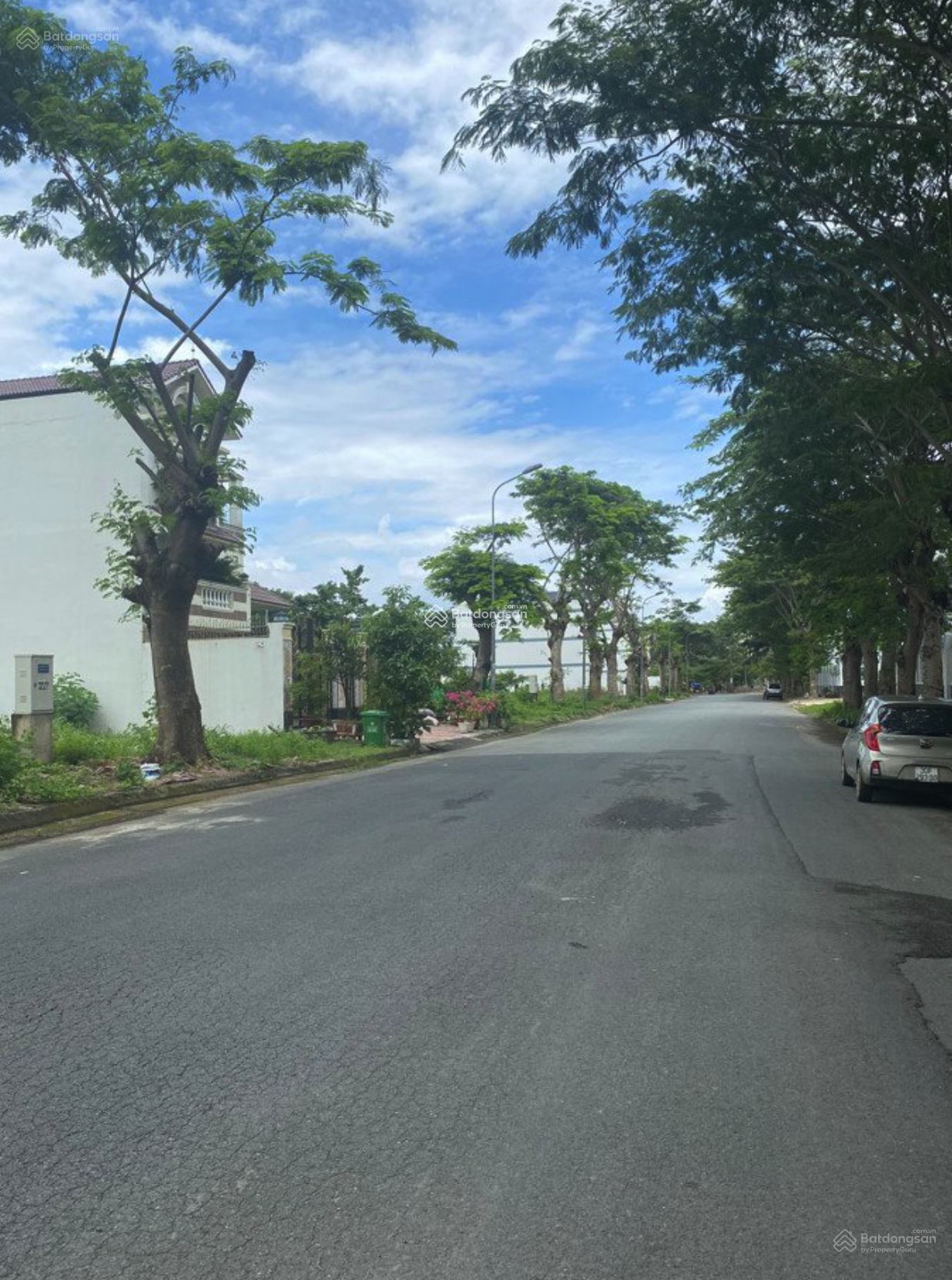 Cần bán đất nền KDC 13E - DT 5x20m giá 4.2 tỷ - đối diện CV - rẻ nhất thị trường - 0906 694 ***