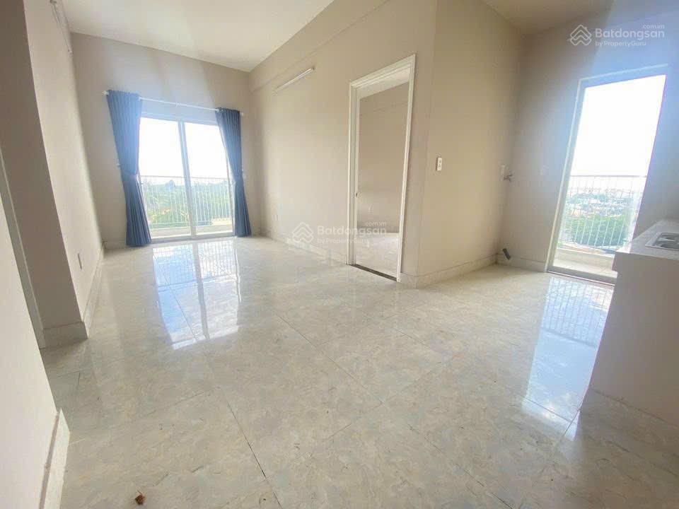 Cho thuê căn hộ 2 phòng ngủ lớn, giá 6,5tr/th. Khu an ninh sạch sẽ, không ngập