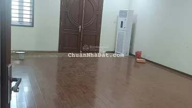 Cho thuê nhà 5 tầng tại đường Thiên Hiền, gần bến xe Mỹ Đình, ô tô đỗ cửa
