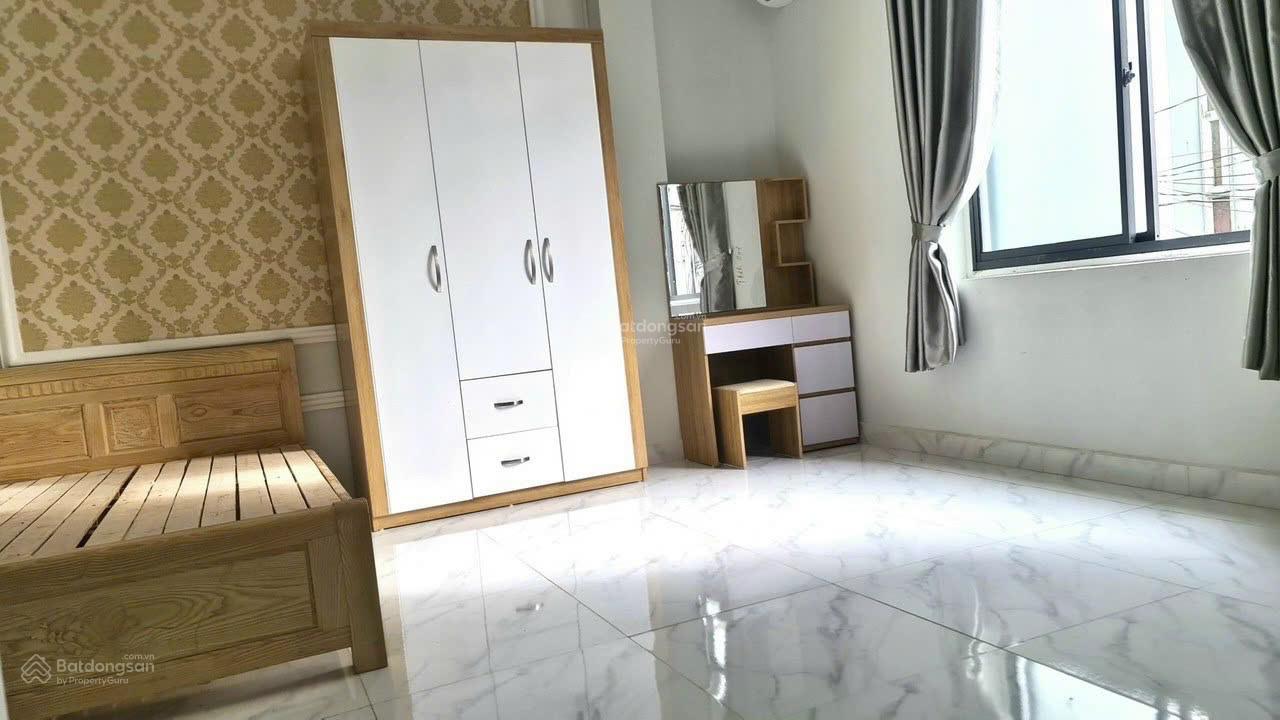 Bán gấp nhà đẹp Đặng Thùy Trâm, Bình Thạnh, 3 tầng, 4 PN, đi bộ 200m tới trường ĐH Văn Lang CS3 Bán gấp nhà đẹp Đặng Thùy Trâm, Bình Thạnh, 3 tầng, 4 PN, đi bộ 200m tới trường ĐH Văn Lang CS3