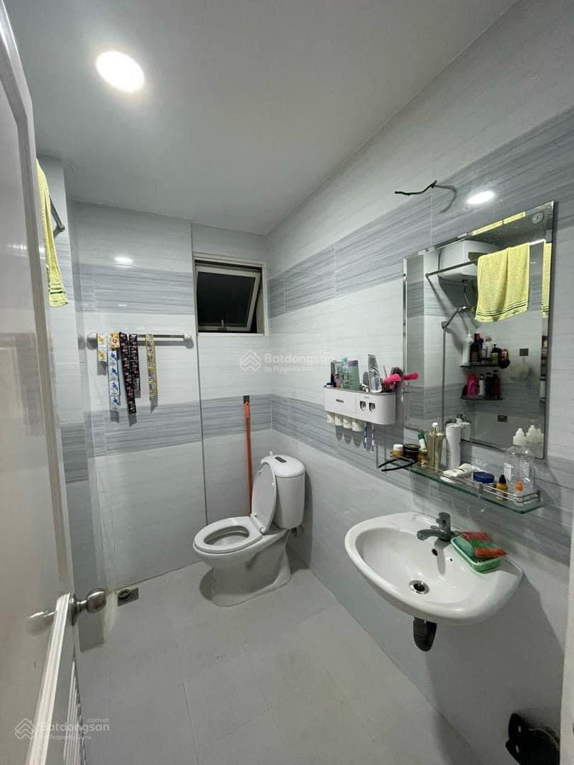 Bán CC Conic Garden 1PN1WC=1tỷ62,DT=47m2, sổ hồng, nội thất, view thoáng mát, LH: 0933 666 *** E Đức Bán CC Conic Garden 1PN1WC=1tỷ62,DT=47m2, sổ hồng, nội thất, view thoáng mát, LH: 0933 666 *** E Đức
