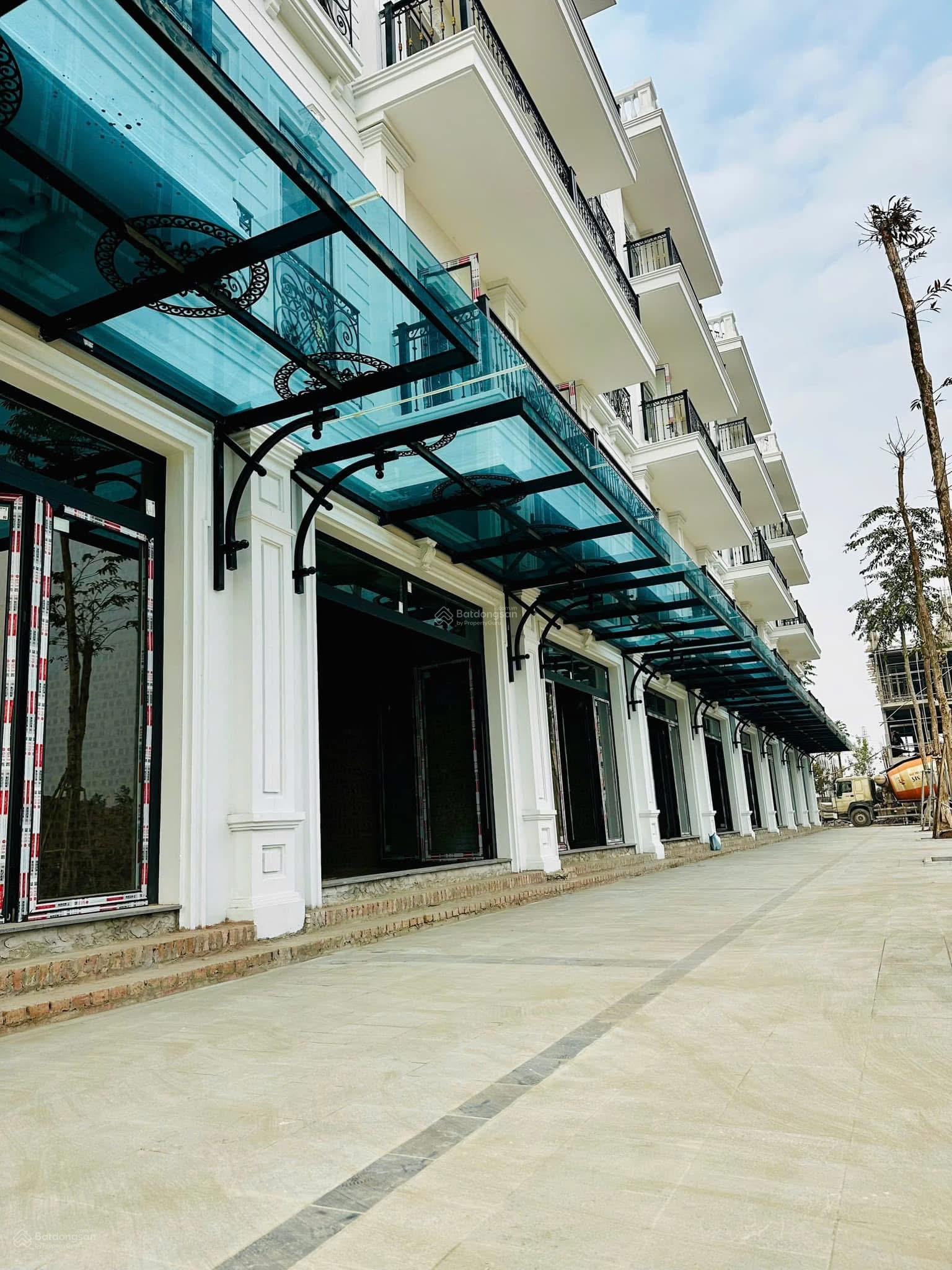 Chính chủ bán liền kề dự án Đông dương đất đấu giá đức thượng 80m2 giá 11,5 tỷ - LH: 0989 862 ***