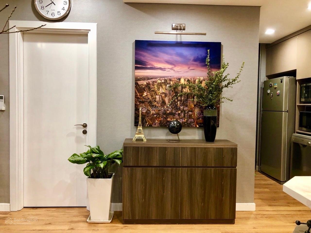 Bán căn Rose Town 2PN full nội thất hiện đại, diện tích 72m đã sẵn sổ, Giá nhỉnh 4 tỷ Bán căn Rose Town 2PN full nội thất hiện đại, diện tích 72m đã sẵn sổ, Giá nhỉnh 4 tỷ