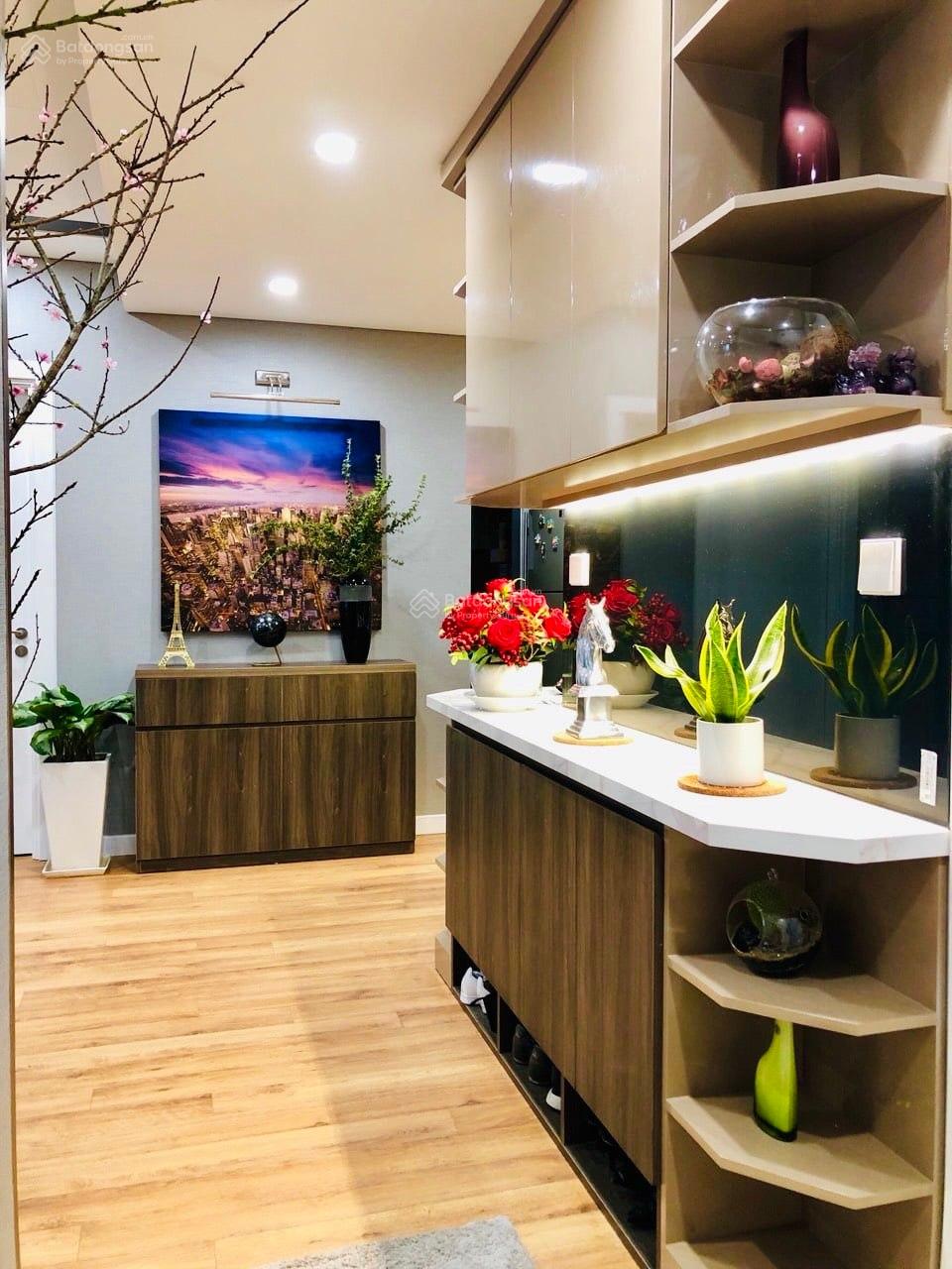 Bán căn Rose Town 2PN full nội thất hiện đại, diện tích 72m đã sẵn sổ, Giá nhỉnh 4 tỷ Bán căn Rose Town 2PN full nội thất hiện đại, diện tích 72m đã sẵn sổ, Giá nhỉnh 4 tỷ