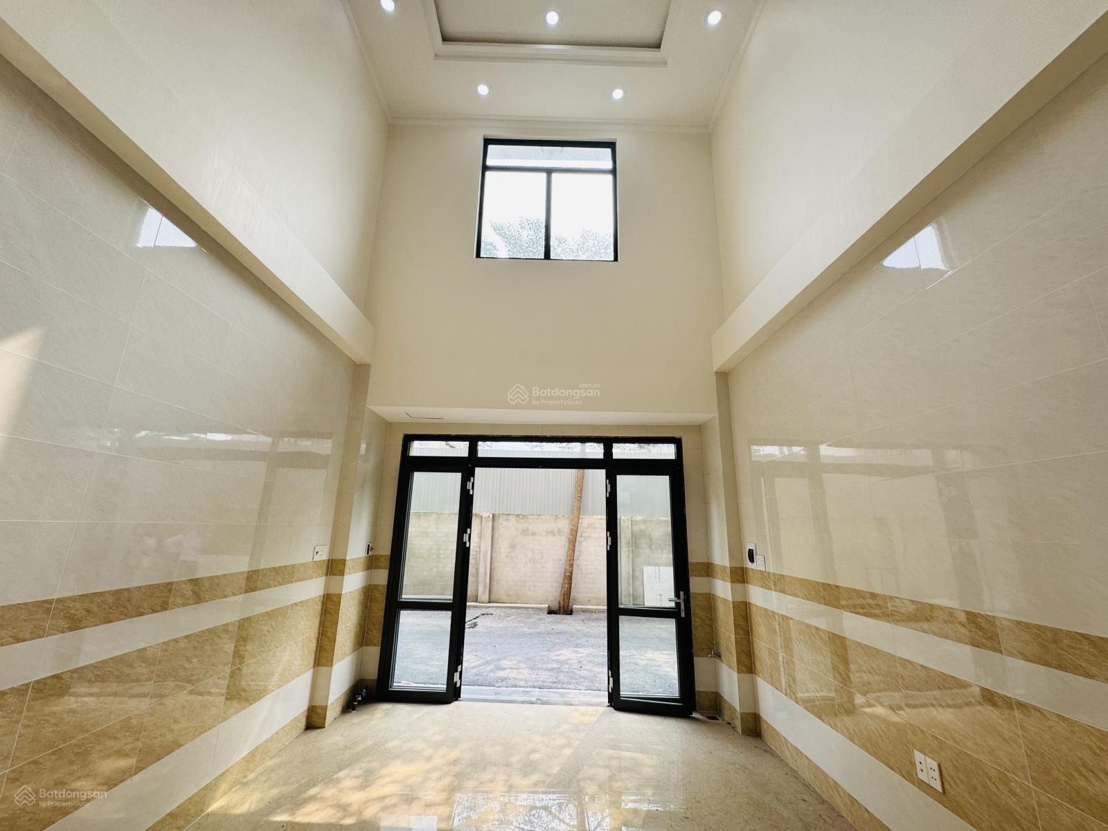 Bán nhà Quốc Lộ 13, Thủ Đức. View sông thoáng mát gần Vạn Phúc City, khu đồng bộ an ninh, sổ hồng