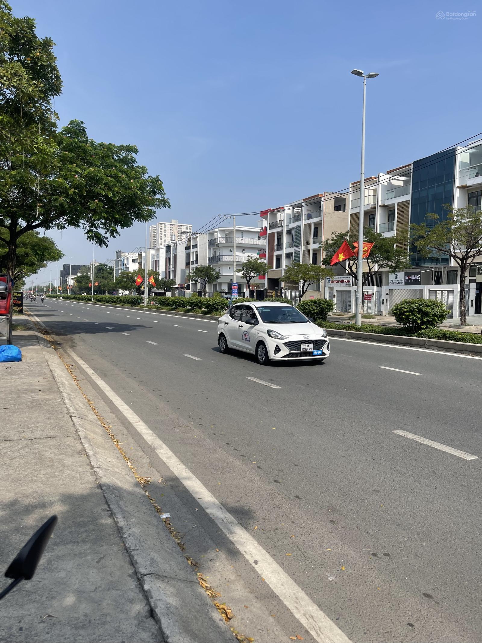 Bán đất mặt tiền Phạm Hùng nối dài khu dân cư Đại Phúc DT 110m2 giá 128 tr/m2. Vị trí siêu đẹp