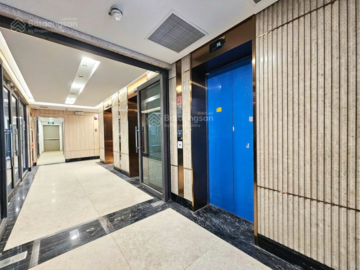 Cho thuê tòa nhà góc 2MT Nguyễn Văn Trỗi, P8, Phú Nhuận. DT: 15x25m. Trệt 6 Lầu Cho thuê tòa nhà góc 2MT Nguyễn Văn Trỗi, P8, Phú Nhuận. DT: 15x25m. Trệt 6 Lầu