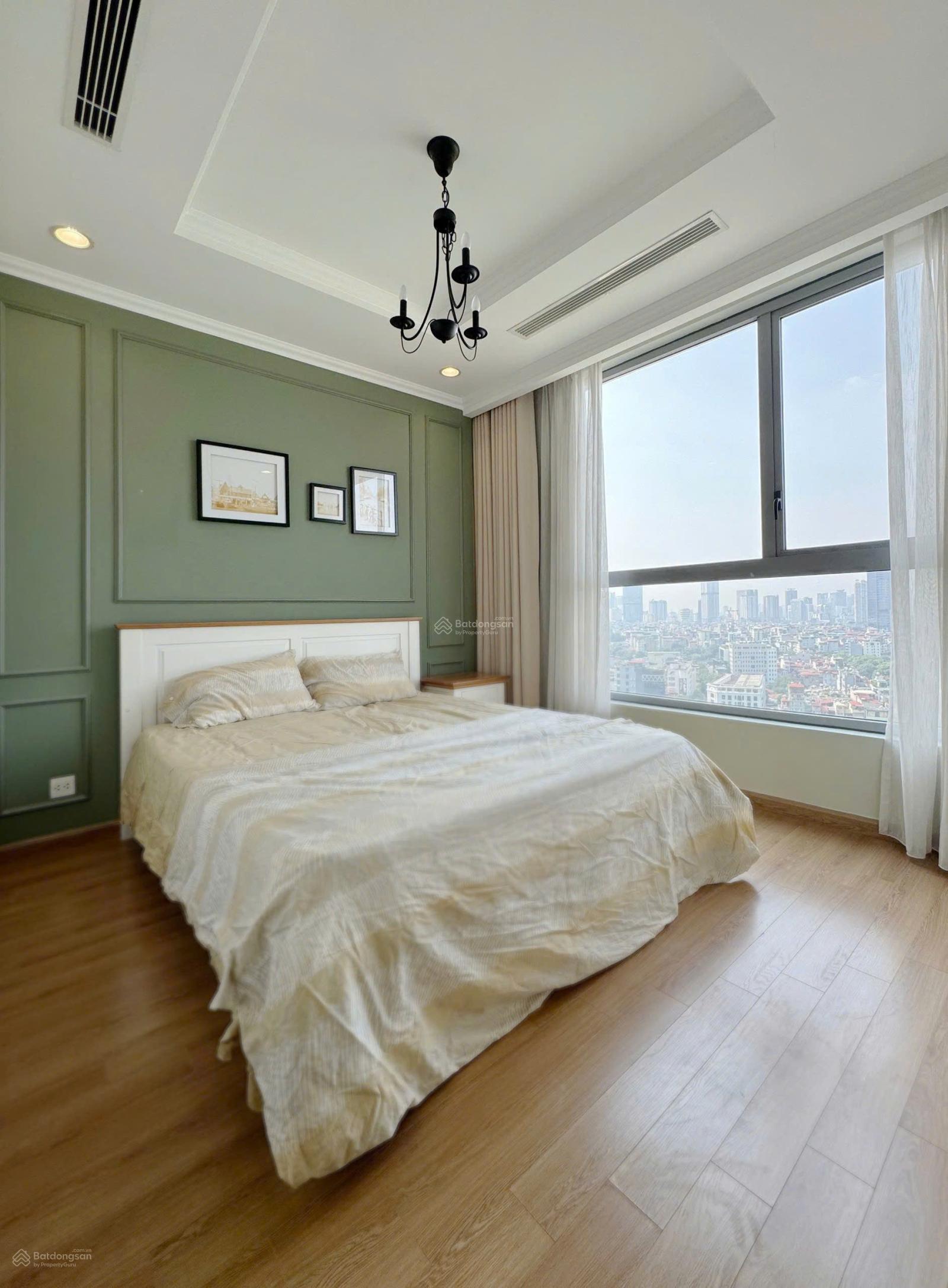 Cho thuê CHCC Vinhomes Nguyễn Chí Thanh, CH 2PN, 86m2, nội thất đẹp, 21 triệu/tháng. LH: 0936 031 ***
