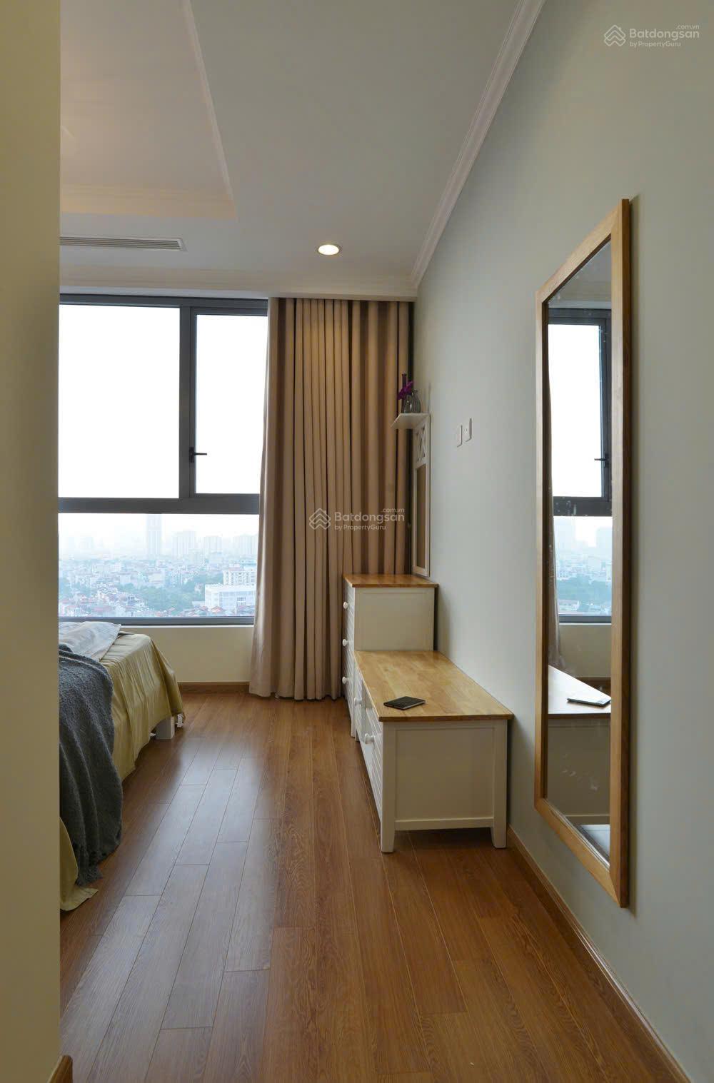 Cho thuê CHCC Vinhomes Nguyễn Chí Thanh, CH 2PN, 86m2, nội thất đẹp, 21 triệu/tháng. LH: 0936 031 ***