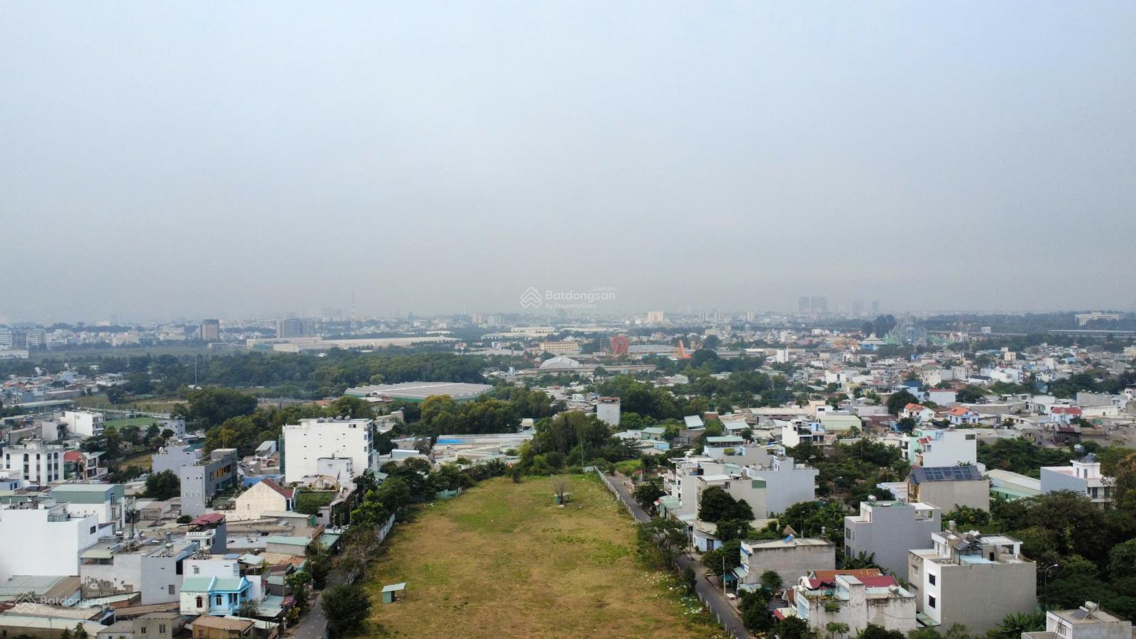 Hot! Góc 2MT Đường Nguyễn Xiển, liền kề Vinhomes Quận 9, DT: 21 x 82m. CN: 2300m2. Giá: 180 tỷ Hot! Góc 2MT Đường Nguyễn Xiển, liền kề Vinhomes Quận 9, DT: 21 x 82m. CN: 2300m2. Giá: 180 tỷ