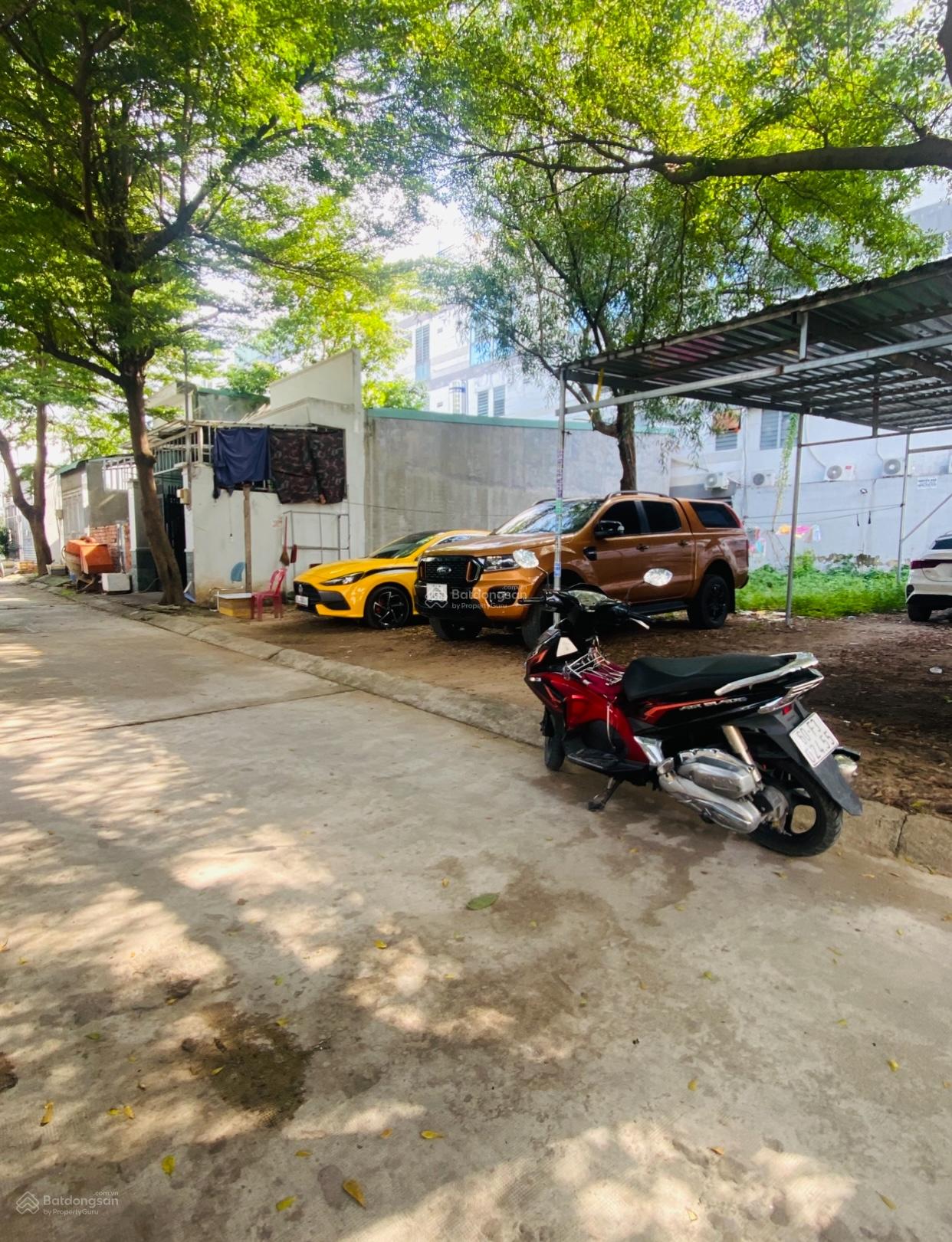 Chủ Bán Gấp lô đất 102 M2 . Ngay Trung Tâm đường số 7 Linh Trung Tp Thủ đức ... Giá 7 TỶ