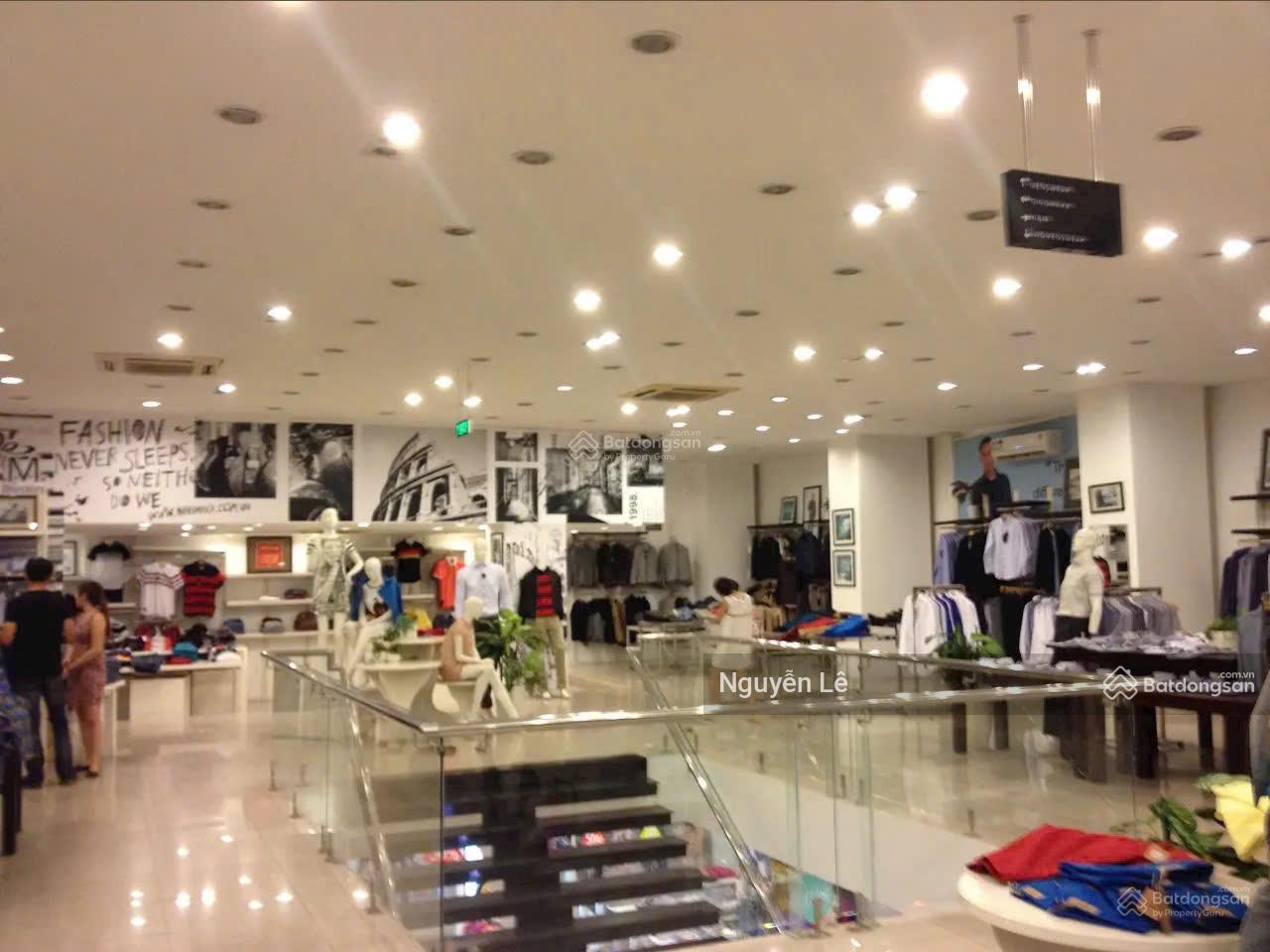 Chính chủ cần cho thuê góc 2 MT Hai Bà Trưng, ngang 16m Quận 3, giá 220 tr/th