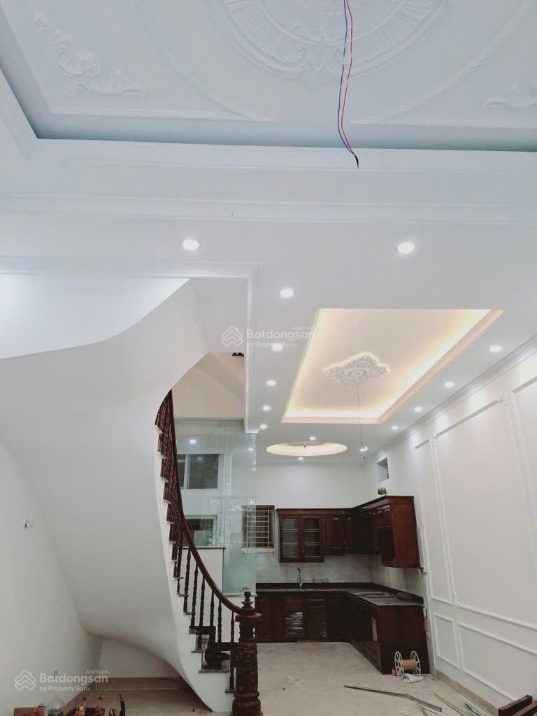 Chủ cần bán Phúc Lợi, Long Biên DT 69m2 - 5 tầng, ngõ nông, lô góc, sân để xe