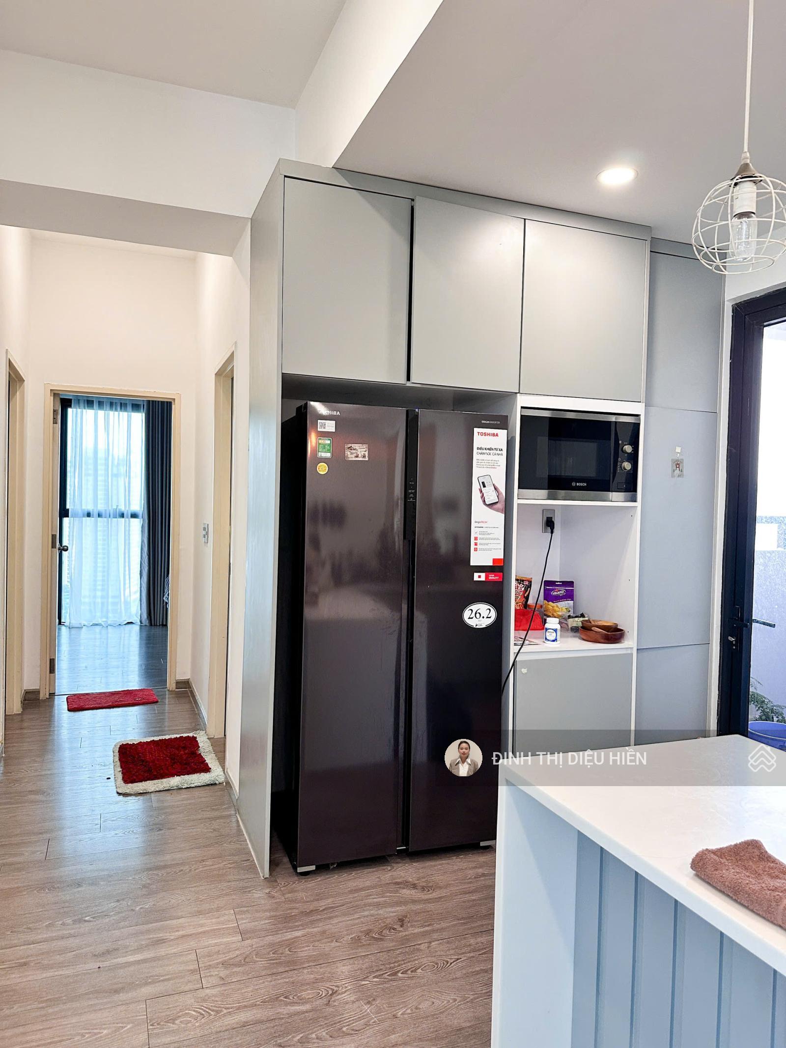 Cho thuê ngay 02 lớn 103m2 view sông trực diện LH 0904 379 *** Karen để xem nhà Cho thuê ngay 02 lớn 103m2 view sông trực diện LH 0904 379 *** Karen để xem nhà