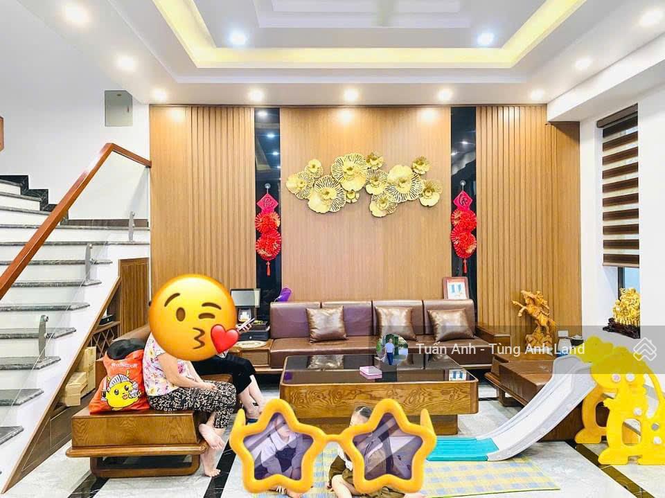 Bán nhà 119m2 trung tâm Lê Hồng Phong biệt thự 4 tầng thang máy