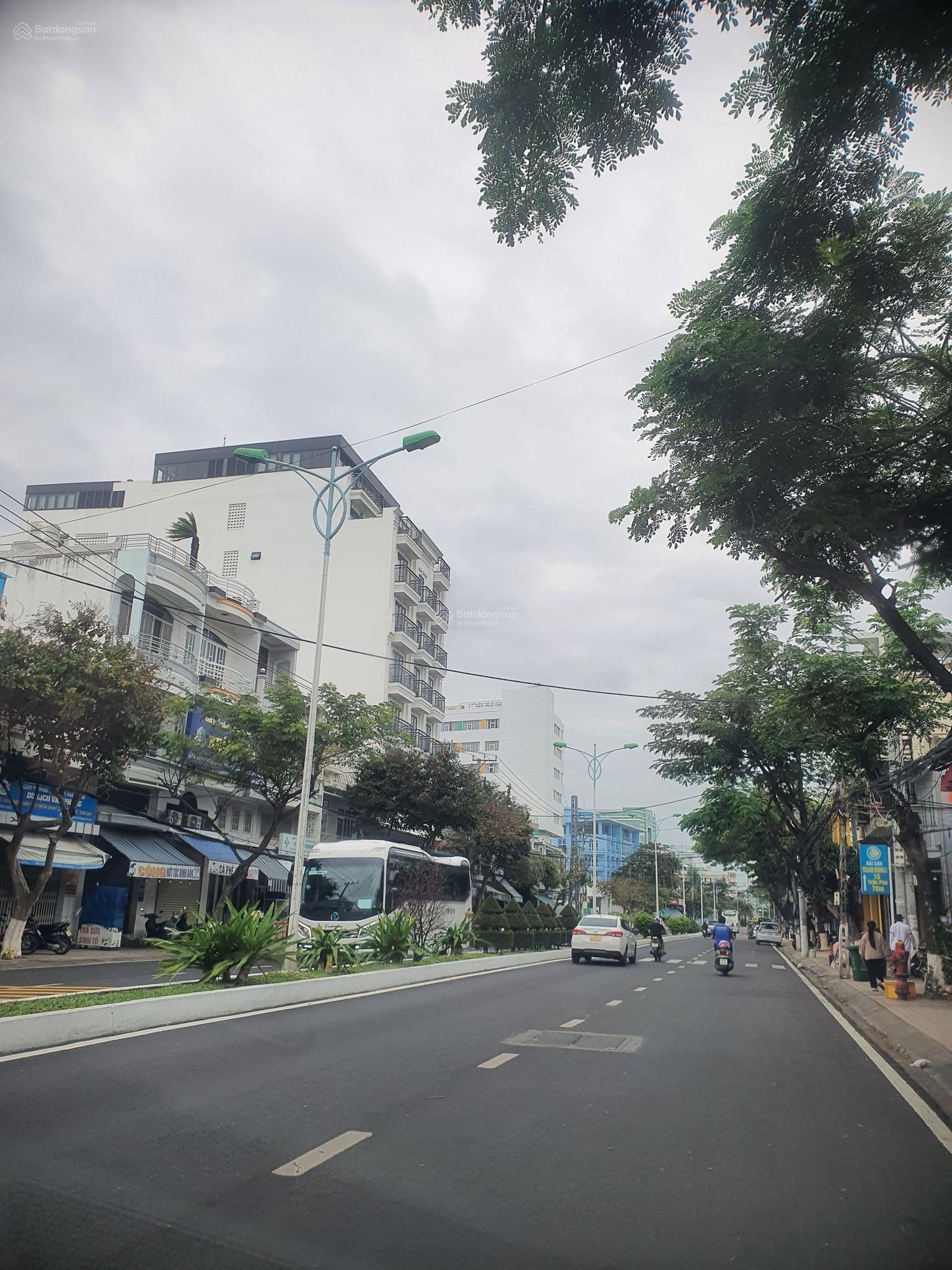 Bán nhà mặt tiền Trần Phú - Nha Trang. Gần bệnh viện Vinmec Bán nhà mặt tiền Trần Phú - Nha Trang. Gần bệnh viện Vinmec