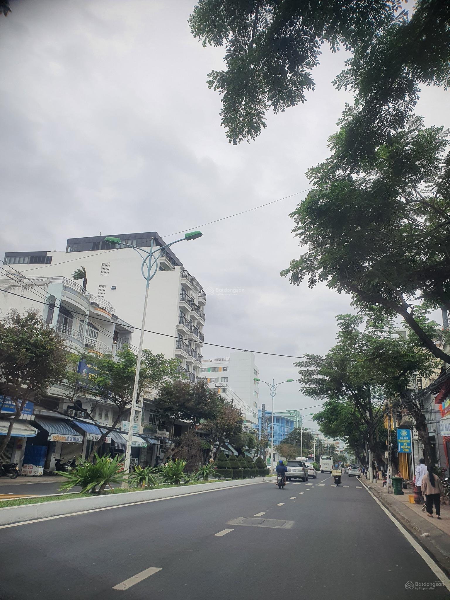 Bán nhà mặt tiền Trần Phú - Nha Trang. Gần bệnh viện Vinmec Bán nhà mặt tiền Trần Phú - Nha Trang. Gần bệnh viện Vinmec