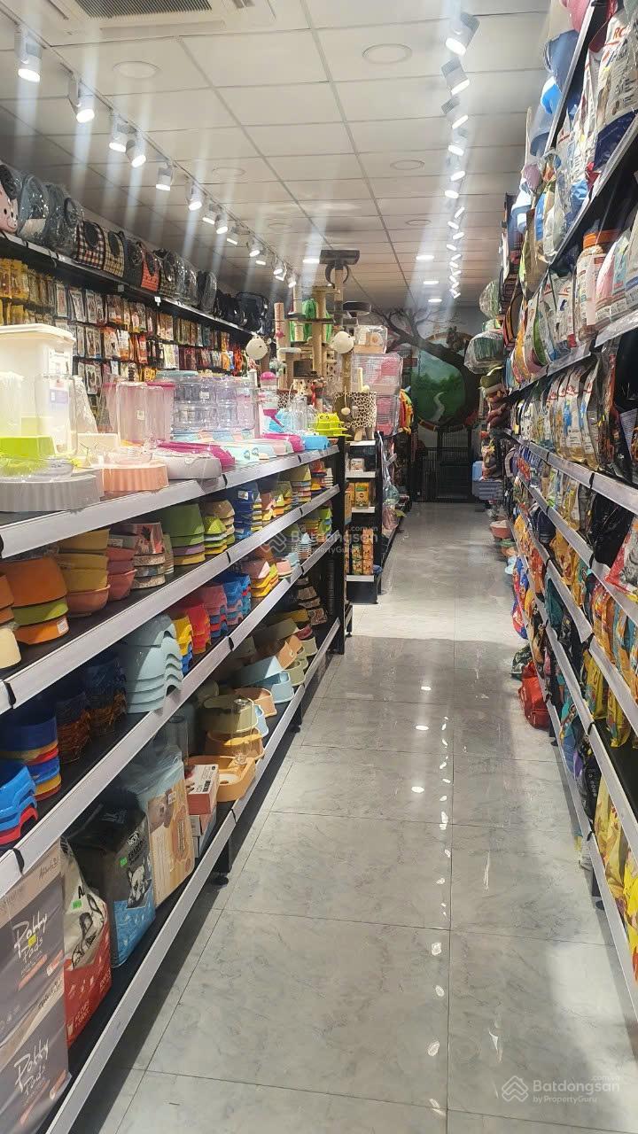 Giá cực tốt. Bán nhà mặt tiền đường Cách Mạng T8 P. Quang Vinh. 134m2 hoàn công 368m. Giá chỉ 14 tỷ