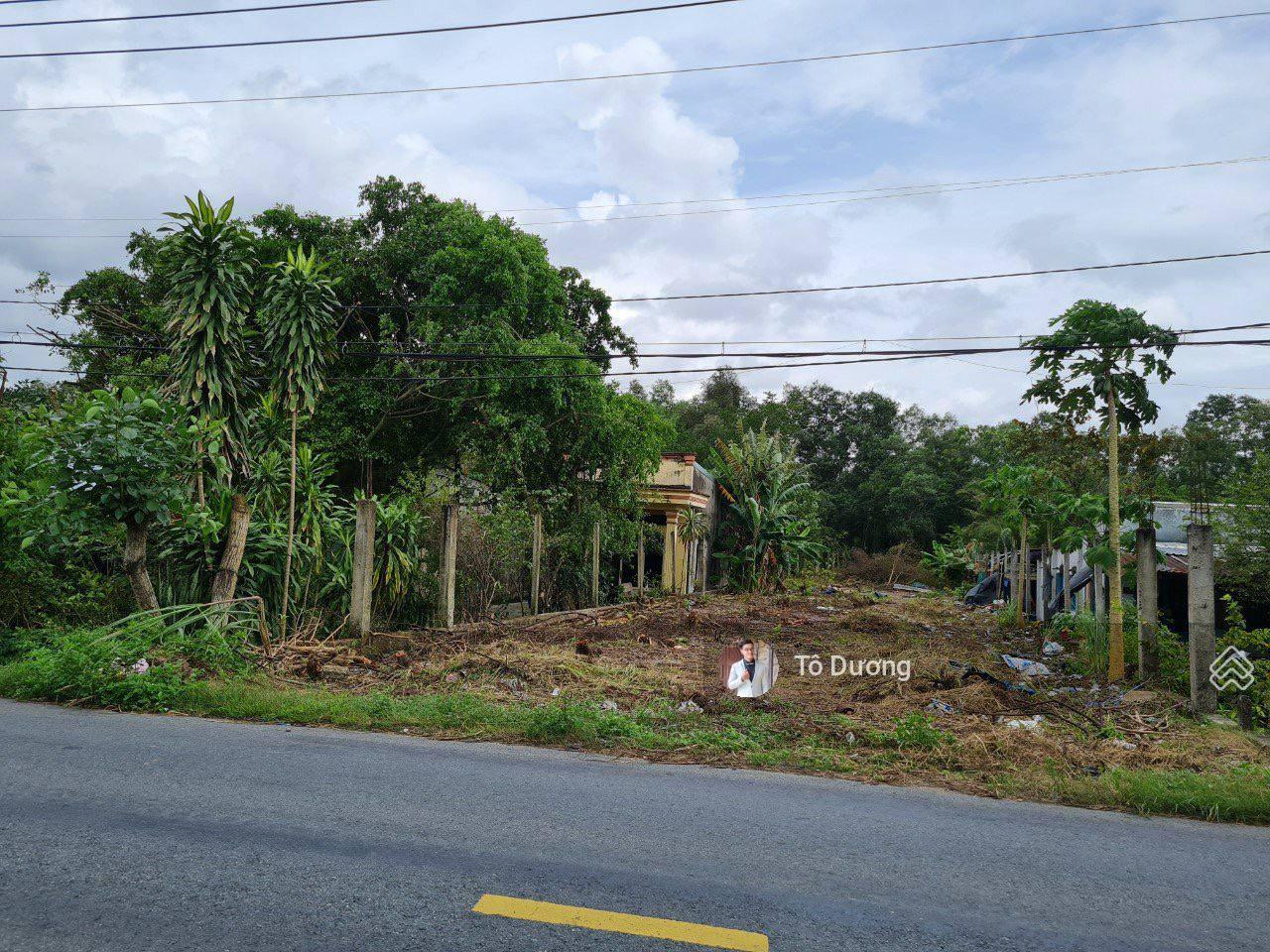 Bán 750m2 đất mặt tiền Đặng Công Bỉnh